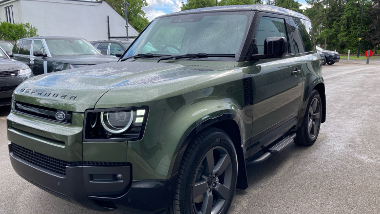 Land Rover Defender 3.0 D250 X-Dynamic SE 90 3dr Auto Diesel Estate